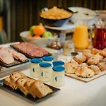Isaacs Hotel Cork