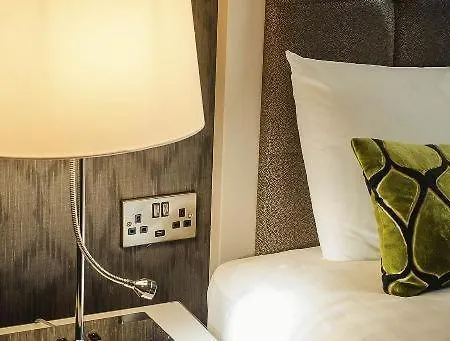 Hotel Isaacs
