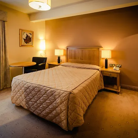 Otel Isaacs