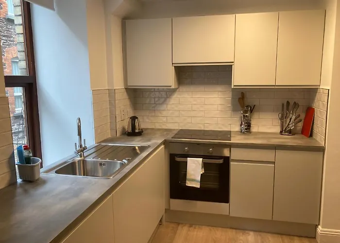 Isaacs Отель Корк