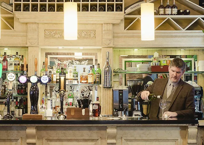 Isaacs Отель 3*