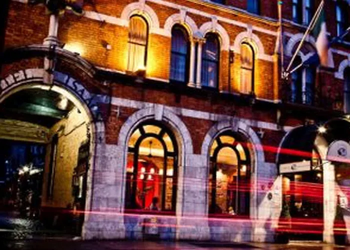 Isaacs Отель 3*